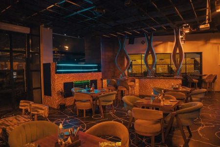 Moire Lounge and Bar